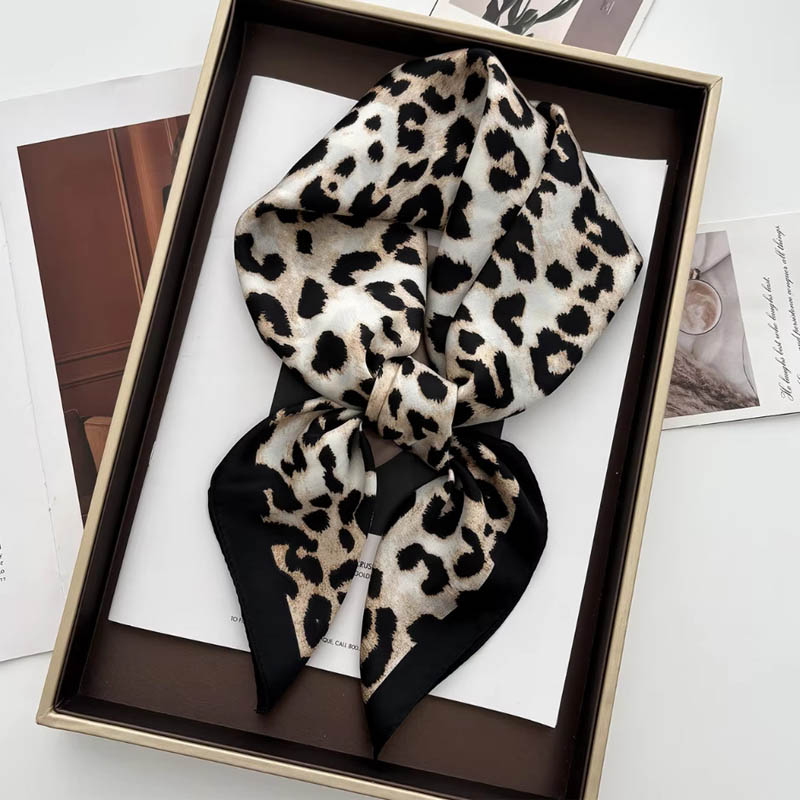 Luxus Leopard Print Weibliche  – Face Scarf Mask Bewertung und Preis
